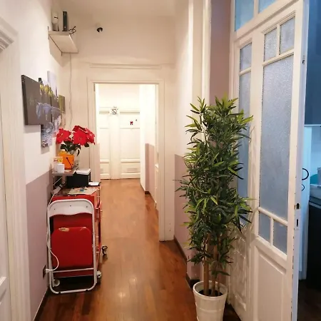 Clarahouse Konukevi Roma